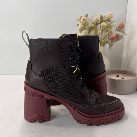 Sorel Brex Heel Lace Waterproof Boot Black/Maroon Women 7.5 Tried on - Picture 5 of 11
